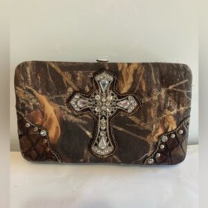 Camo Rhinestone Cross Wallet, Ladies Camouflage Clutch Brown